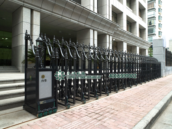 經(jīng)典歐式鑄鋁門